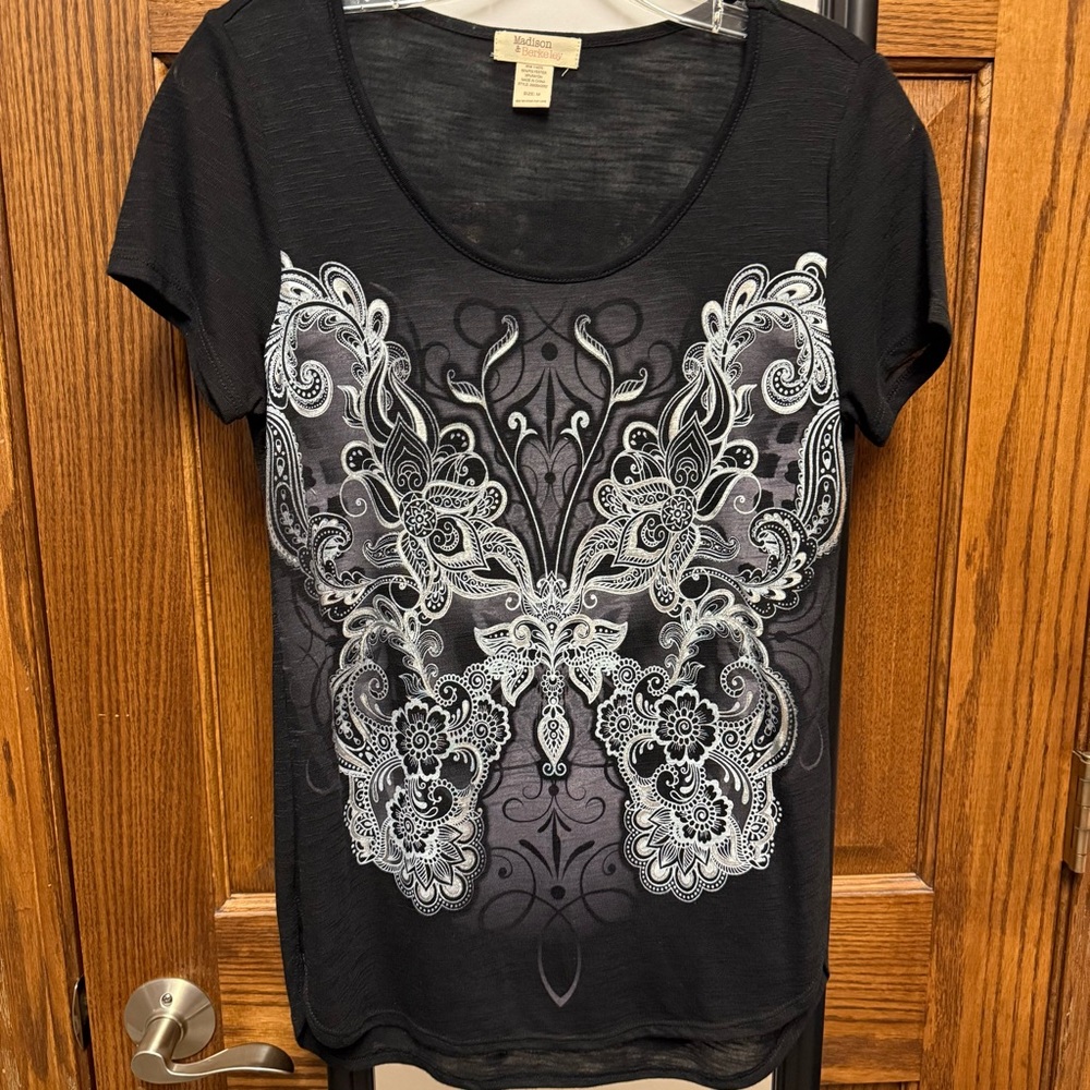 Madison & Berkeley NWOT Women Black Shirt Size M
